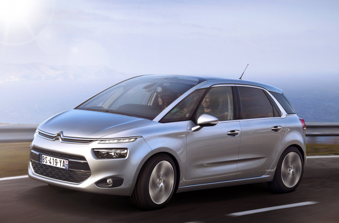 Citroën C4 Picasso 2013: uniklo vše o sériovém Robocopovi I