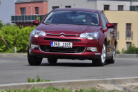 Test Citroën C5 2,0i 16V: láska nejen na pohled
