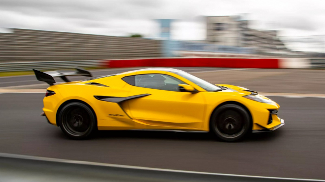 „Bugatti pro chudé” by podle experta mohlo být na nejnáročnějším okruhu světa ještě o 10 sekund rychlejší, to by teprve bylo něco