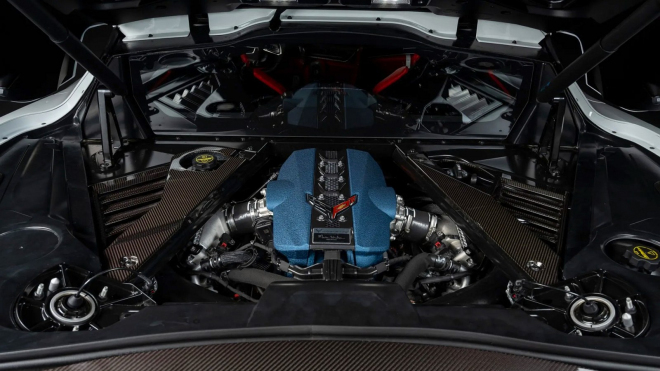 Muž se zbavuje brutálního „Bugatti pro chudé” po najetí pouhých 64 km. Říká, že ho prostě nezvládá