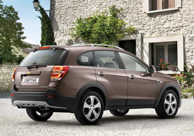 Chevrolet Captiva 2013: facelift míří do Ženevy, nabídku brzy rozšíří i model Trax