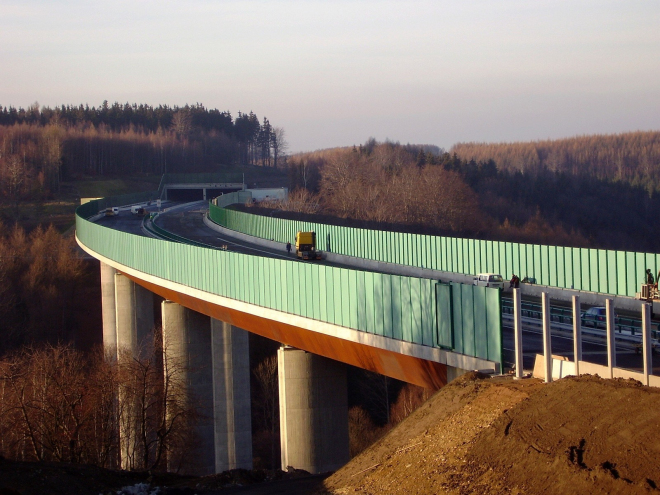 Proč se v Česku staví nejdražší dálnice v EU?