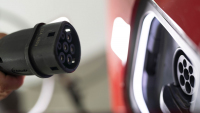 ADAC rozprášil další mýtus o efektivitě elektromobilů, podívejte se, kolik energie se ztrácí při pouhém dobíjení