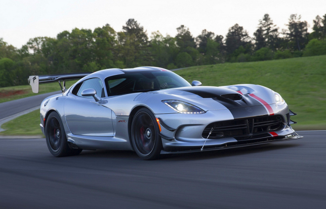 Dodge Viper skončí proto, že nemá hlavové airbagy, říká zdroj z FCA