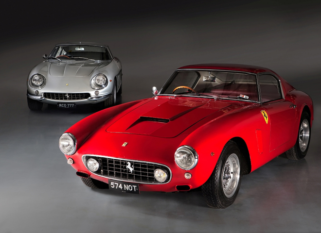 Vzácná Ferrari 250 GT SWB a 275 GTB/4 jsou k mání, sběratel je odkázal charitě