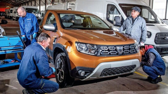 Rumuni konečně pošlou na trh drahou Dacii Duster, 600 tisíc na ni stačit nebude