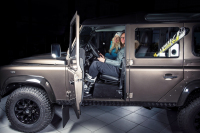 Land Rover myslí na lyžaře, k novým autům rozdává poukázky na zimní výbavu