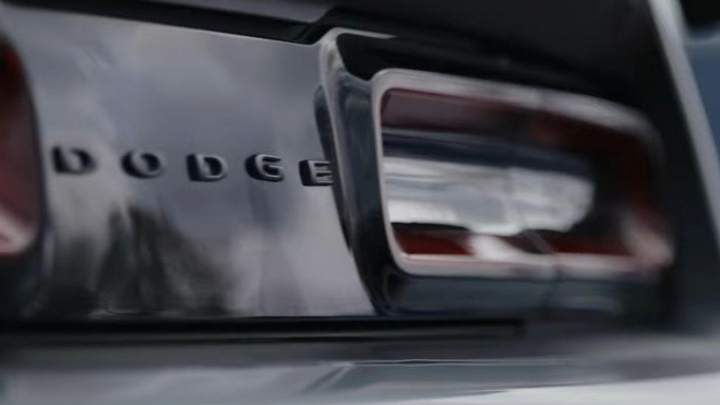 Dodge zmastil označení nového nejlépe zrychlujícího auta, chyby na prezentačním modelu si zprvu nikdo nevšiml
