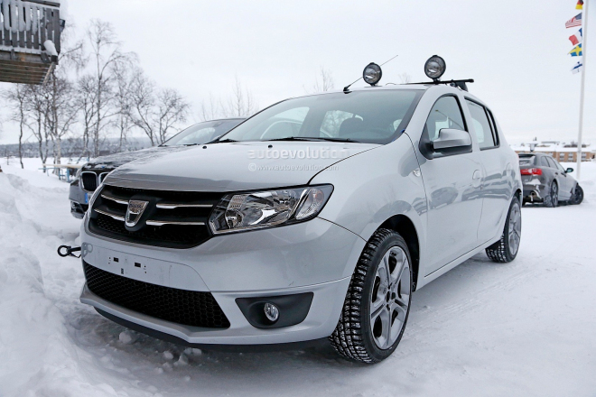 Dacia Sandero RS bude, pod kapotou nabídne atmosférický dvoulitr