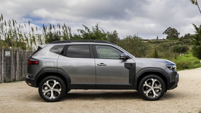 Auto roku 2025 má sedmičku finalistů. Jsou skoro všichni na jedno brdo, anketu mohou rovnou přejmenovat