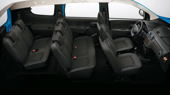 Nejlevnější moderní sedmimístné auto jako ojetina láká extrémně nízkými cenami, stačí mít pár desítek tisíc