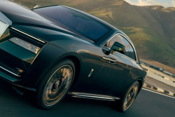 Rolls-Royce zkouší zachránit svůj stále větší propadák citelným přepracováním. Na jeho postupném úpadku stěží něco změní