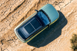 Levný čínský &bdquo;Range Rover z Temu&rdquo; v Evropě prodejně deklasuje originál, i když testy radí se mu obloukem vyhnout