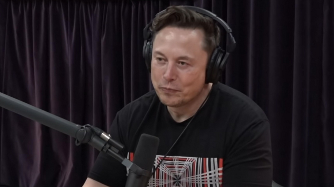 Elon Musk v rozhovoru oznámil další odklad, potvrdil rozprodej svého majetku