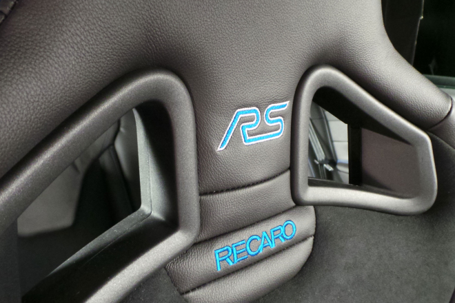 Ford nabízí nový Focus RS i bez bočních airbagů, kvůli jedné výbavové položce
