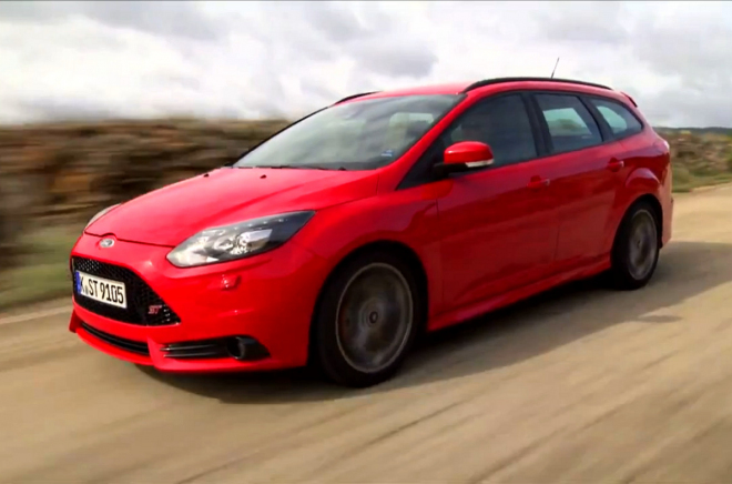 Ford Focus ST 2012: hatchback i kombi na novém videu, k mání jsou i u nás