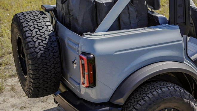 Ford řeší u své klíčové novinky hned dva neobvyklé problémy spojené s pneu