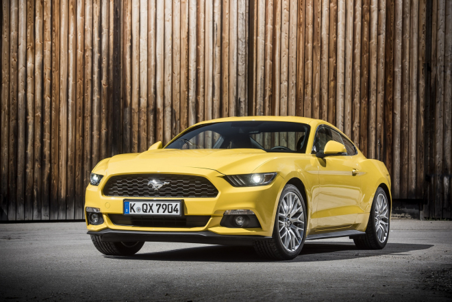 Ford Mustang 2015: evropská verze konečně na pořádné sadě fotek a videí