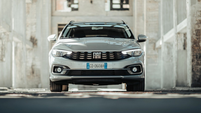 Je Fiat Tipo zlatý žolík dnešního trhu s auty? Zůstává „normální”, vcelku levně ho můžete mít i jako kombík s dieselem