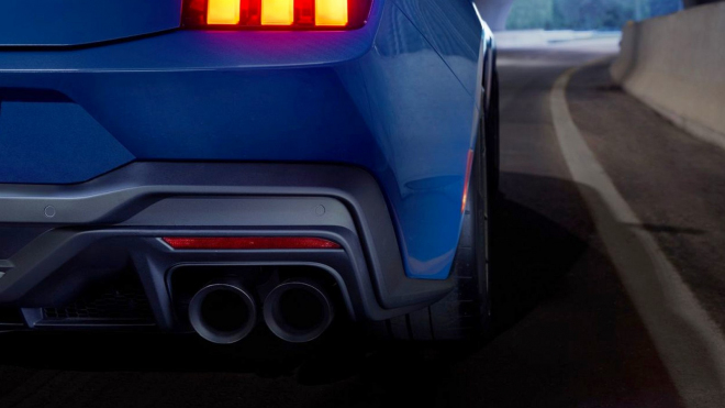 Ford ukázal, jak funguje možnost túrovat motor auta, ve kterém nikdo nesedí, sousedé to budou milovat