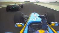 F1 za něco stála ještě nedávno. Souboj Alonsa a Webbera z roku 2004 bere dech (video)