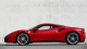 Děti si udělaly ze zaparkovaného Ferrari skluzavku. &bdquo;Jé, stěrač!&rdquo; říkaly, když se jim zasekl pod zadkem. Rodiče nabídli odškodné 15 tisíc