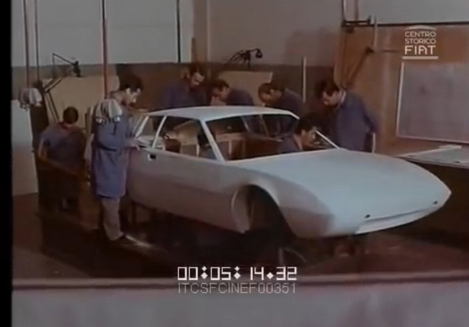 Takhle si Fiat představoval auta budoucnosti v šedesátých letech (video)