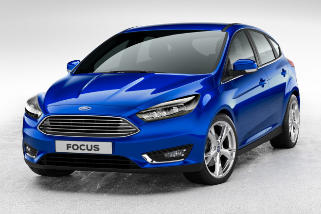 Ford Focus 2014: unikly první fotky faceliftu, další Ford zavoněl po Astonu