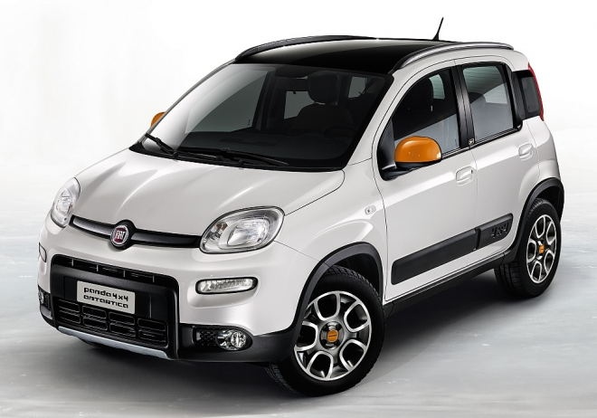 Fiat Panda 4x4 Antartica a Freemont Black Code: další novinky pro IAA 2013