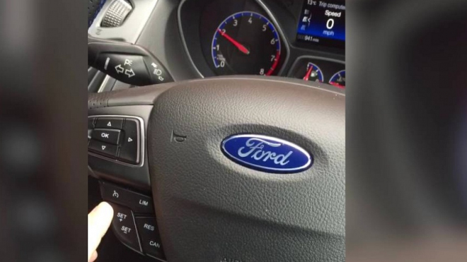 I Ford Focus RS už má falešný zvuk. Takhle smutný part hraje bez motoru (videa)