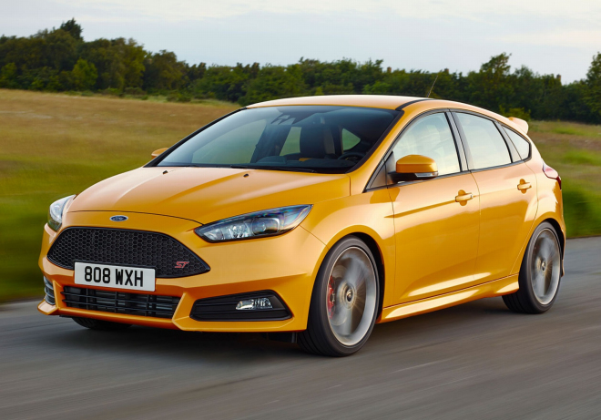 Ford Focus ST 2015: facelift má české ceny, za benzin i diesel dáte 698 990 Kč