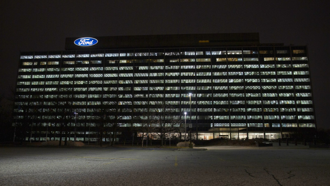 Ford oznámil 30 000 svých zaměstnanců, že už nemusí chodit do práce