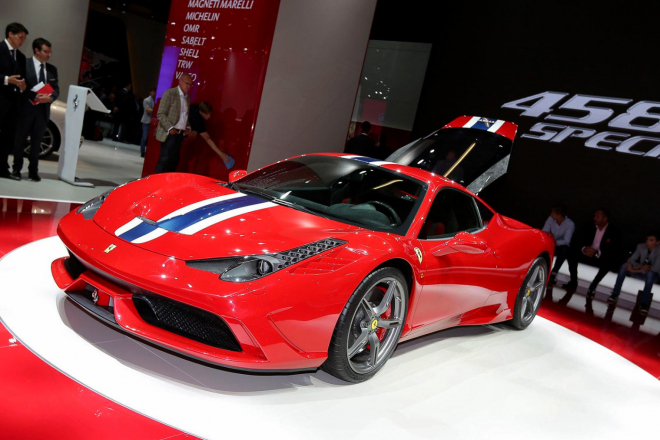 Čínská cenzura pravidelně zakazuje hledat slovo Ferrari, je snad moc nóbl?