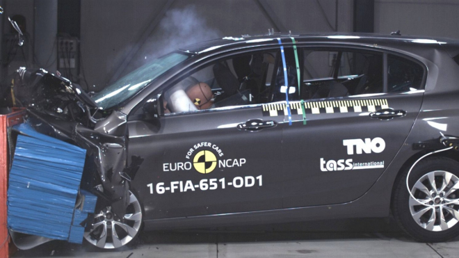 Crash test Fiatu Tipo: Italovi z levného kraje nepomohl ani dvojí metr