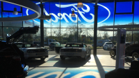 Stále více dealerů Fordu odmítá prodávat elektromobily. Vidí nezájem o ně, ze hry je už pětina z nich