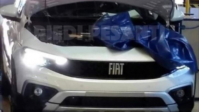 Přepracovaný Fiat Tipo odhalen únikem v další verzi, za málo chce nabídnout víc