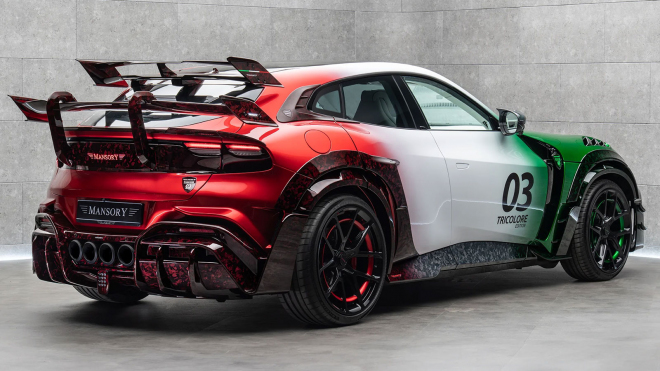 Mansory už neví, jak hluboko by ještě kleslo, tohle upravené Ferrari je asi to nejodpornější, co kdy firma stvořila