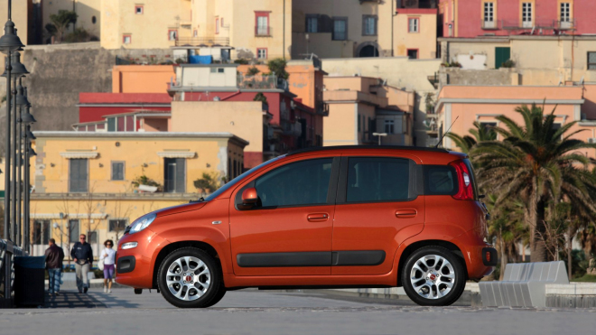 Fiat Panda se po 13 letech dočká nové generace, jinak pojatá novinka má brát zákazníky Dacii