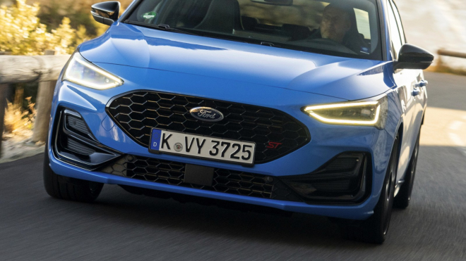 Ford musel zastavit objednávky jednoho ze svých modelů. A znovu je nerozjede, i když zájemce nestačí počítat