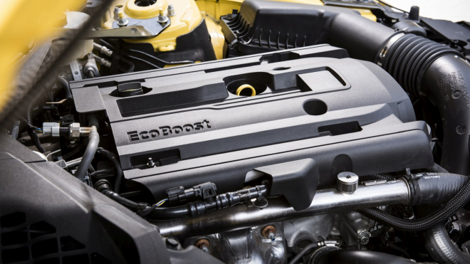 Sportovní legenda po downsizingu předvedla na Autobahnu smutné představení, jede jako rodinný diesel