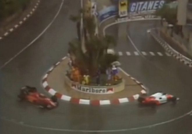 Formule 1 bývala i zábava, takhle Senna roku 1984 drtil deštivé Monaco (video)