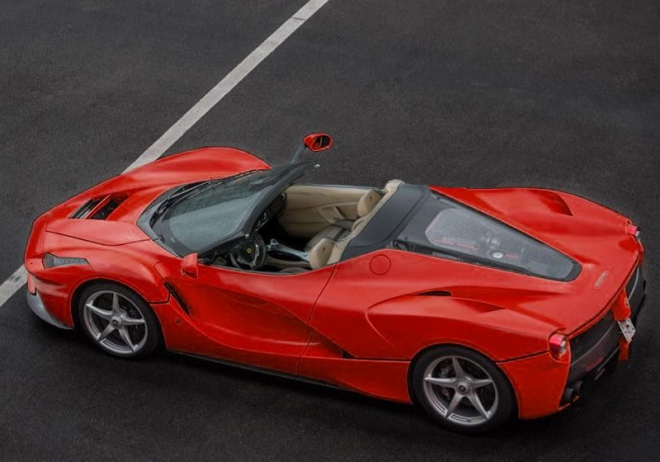 Ferrari LaFerrari Spider: otevřená verze už příští rok, bude dvakrát dražší než kupé