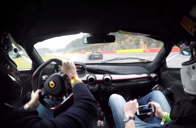 Ferrari LaFerrari vs. Porsche 918 Spyder ve Spa: Ital přijel, dojel a předjel (video)