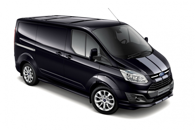 Ford Transit Custom Sport Van: stylová dodávka má rychlé pruhy a 155 koní
