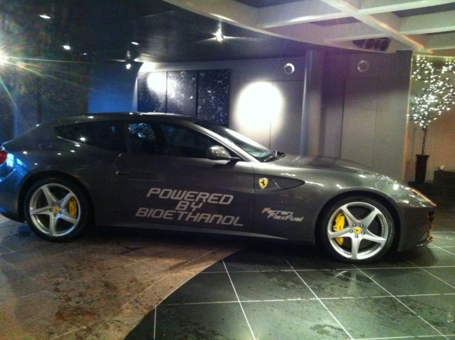 Ferrari FF na bioethanol: až 887 koní díky E85