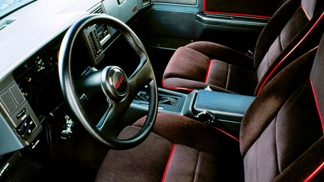 Už 32 let nejrychlejší auto svého druhu někdo přesně na tak dlouho zavřel do garáže, teď mu dopřál první mytí