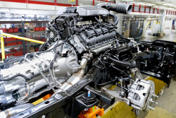 Je to zrušení potírání spalovacích motorů, nikoli jejich zákazy, co nyní vytváří tisíce nových pracovních míst