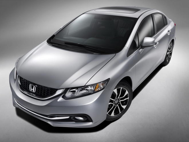 Honda Civic 2013: americký model dostal facelift, po pouhých 18 měsících
