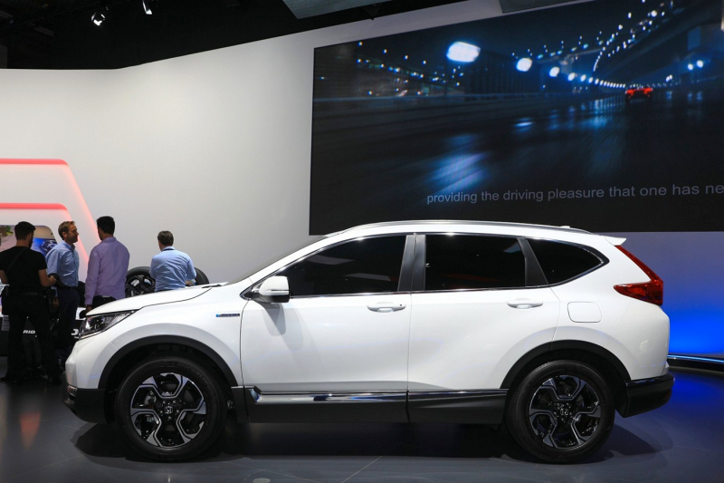 Galerie k článku Honda riskuje. Odhalila nové CR-V pro ...