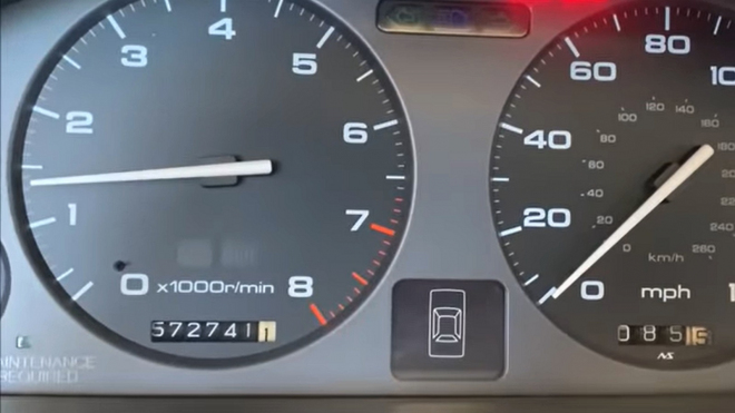 Nadšenec má dva japonské klenoty s více jak 1 milionem km, jsou v úžasném stavu